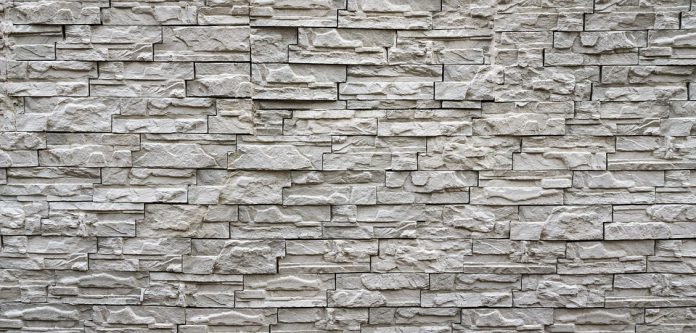 Rivestimento-in-pietra-leroy-merlin